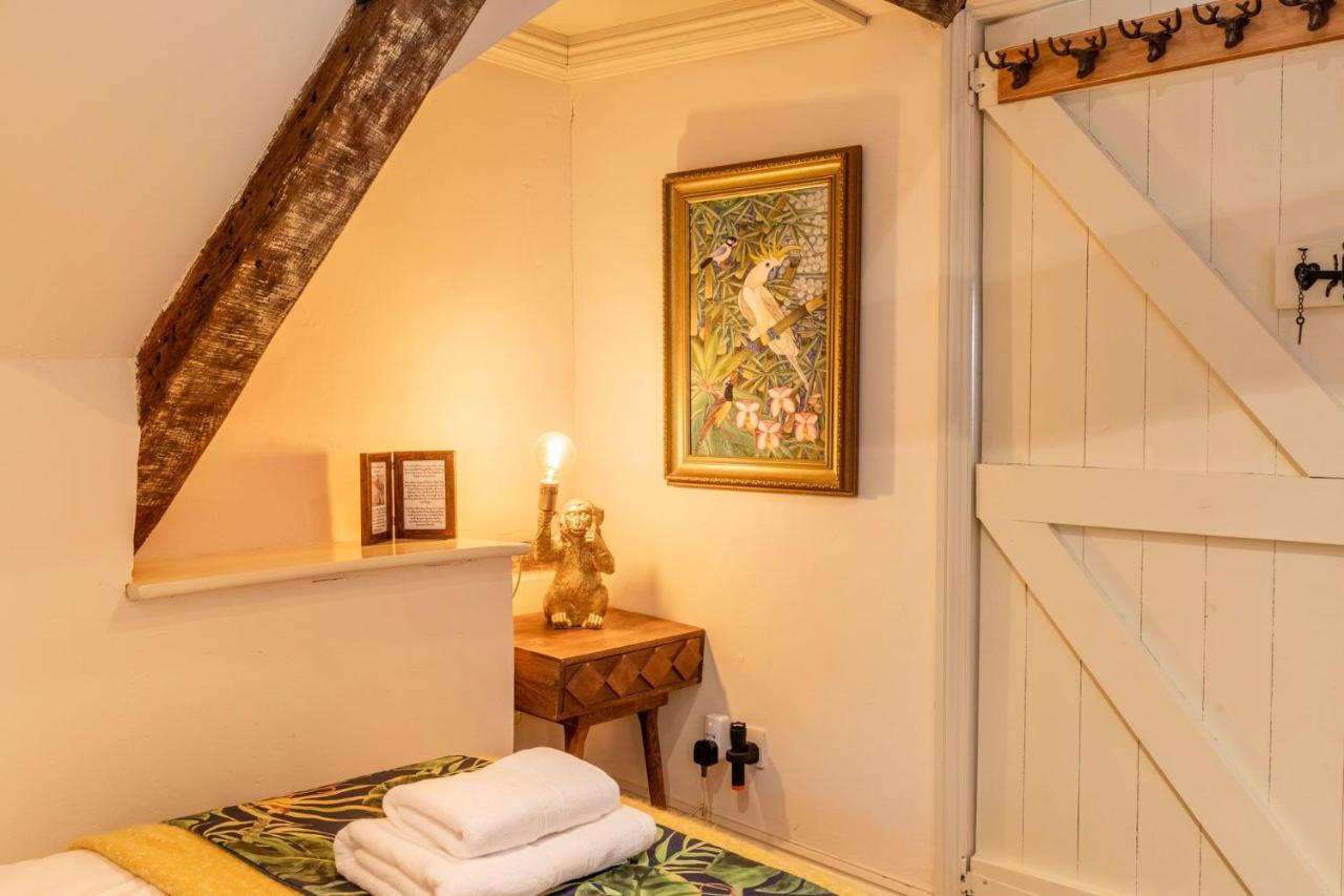 Host & Stay - The Old Paul Pry Holt  Bagian luar foto